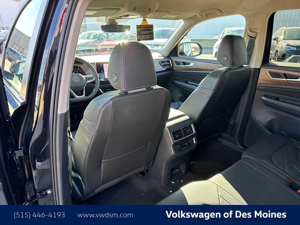 new 2026 Volkswagen Atlas car, priced at $39,961