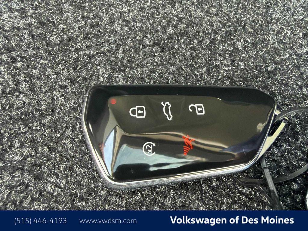 new 2026 Volkswagen Tiguan car, priced at $35,086