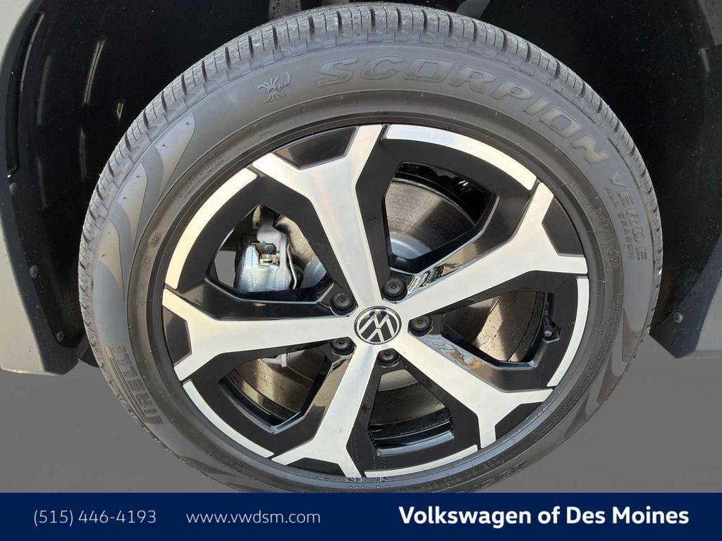new 2026 Volkswagen Tiguan car, priced at $35,086