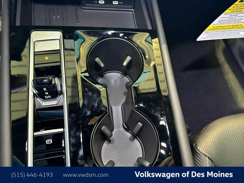 new 2025 Volkswagen Atlas Cross Sport car, priced at $43,103