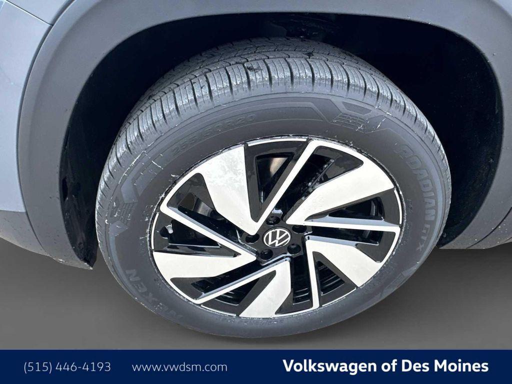 new 2026 Volkswagen Atlas car, priced at $45,786