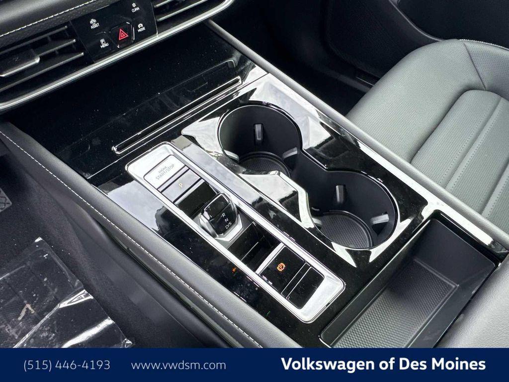 new 2026 Volkswagen Atlas car, priced at $49,081