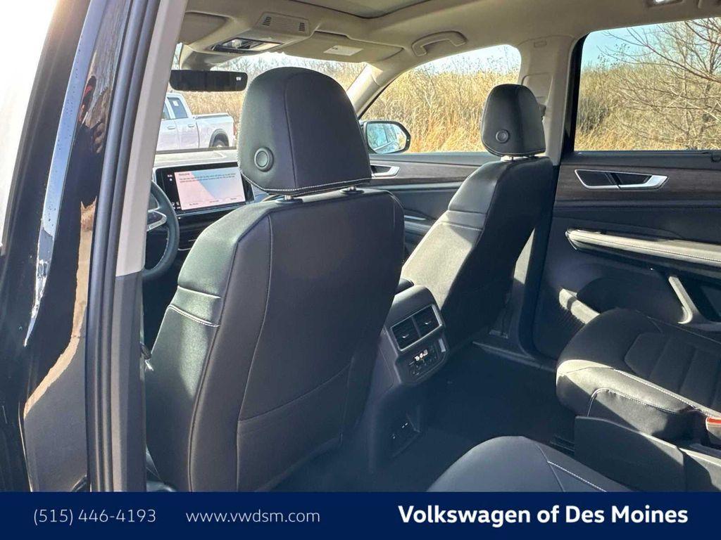 new 2026 Volkswagen Atlas car, priced at $48,971