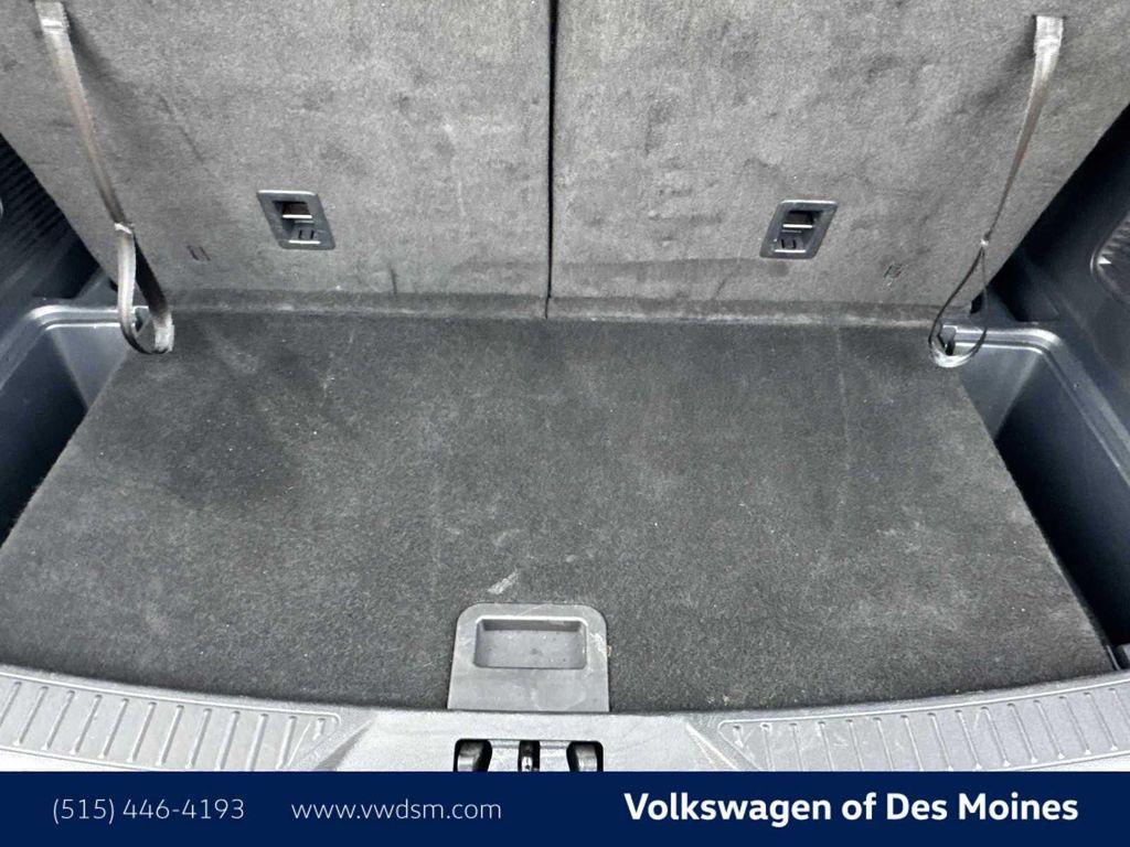 used 2025 Ford Explorer car, priced at $42,395