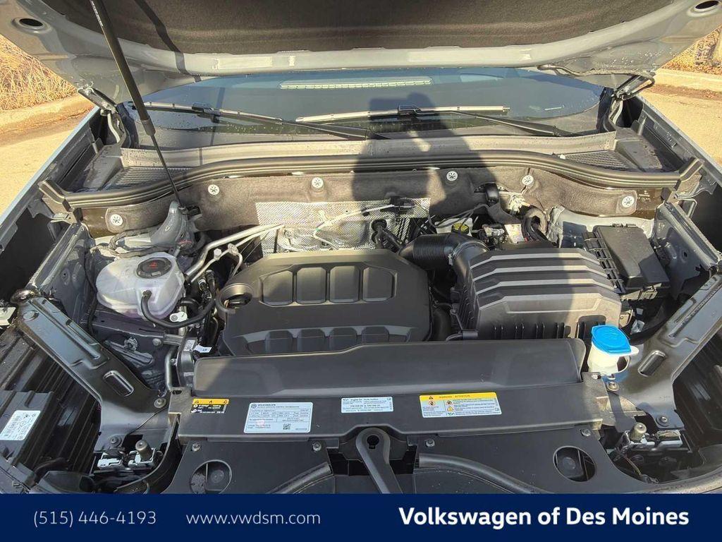 new 2026 Volkswagen Atlas car, priced at $54,091