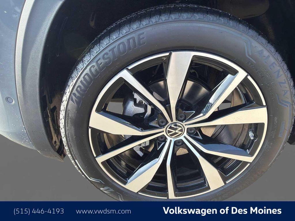 new 2026 Volkswagen Atlas car, priced at $53,741