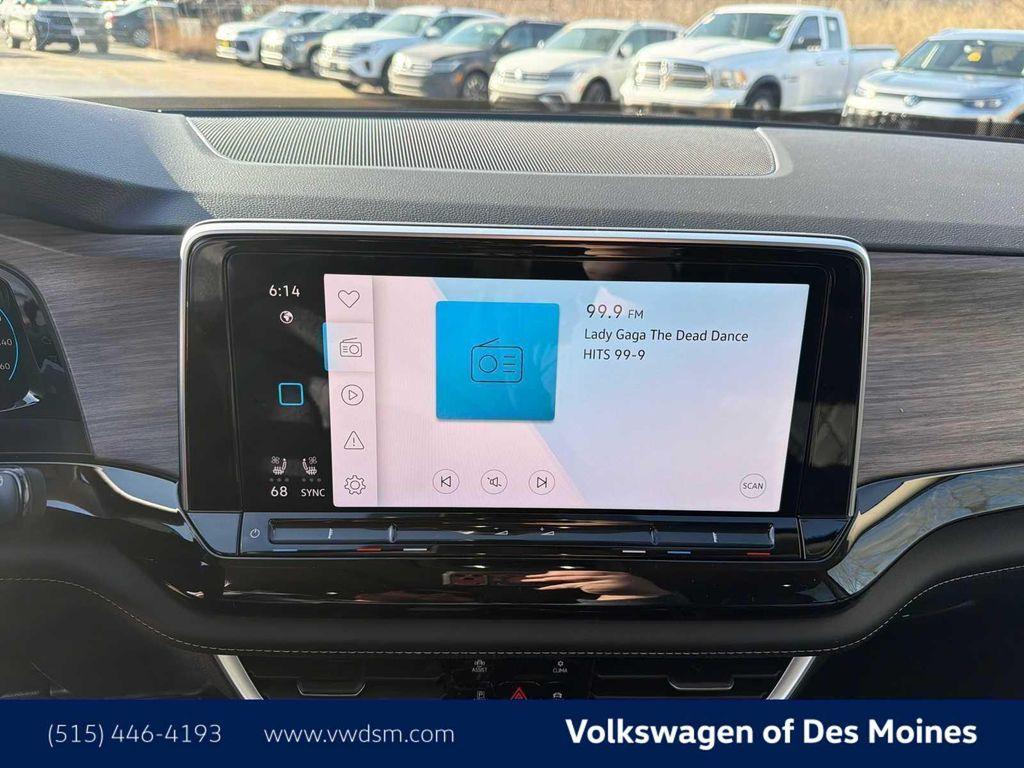 new 2026 Volkswagen Atlas car, priced at $53,741