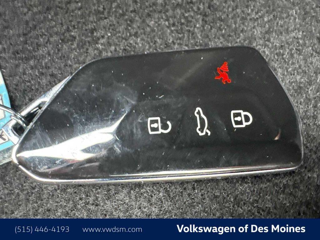 new 2025 Volkswagen Golf GTI car, priced at $36,999