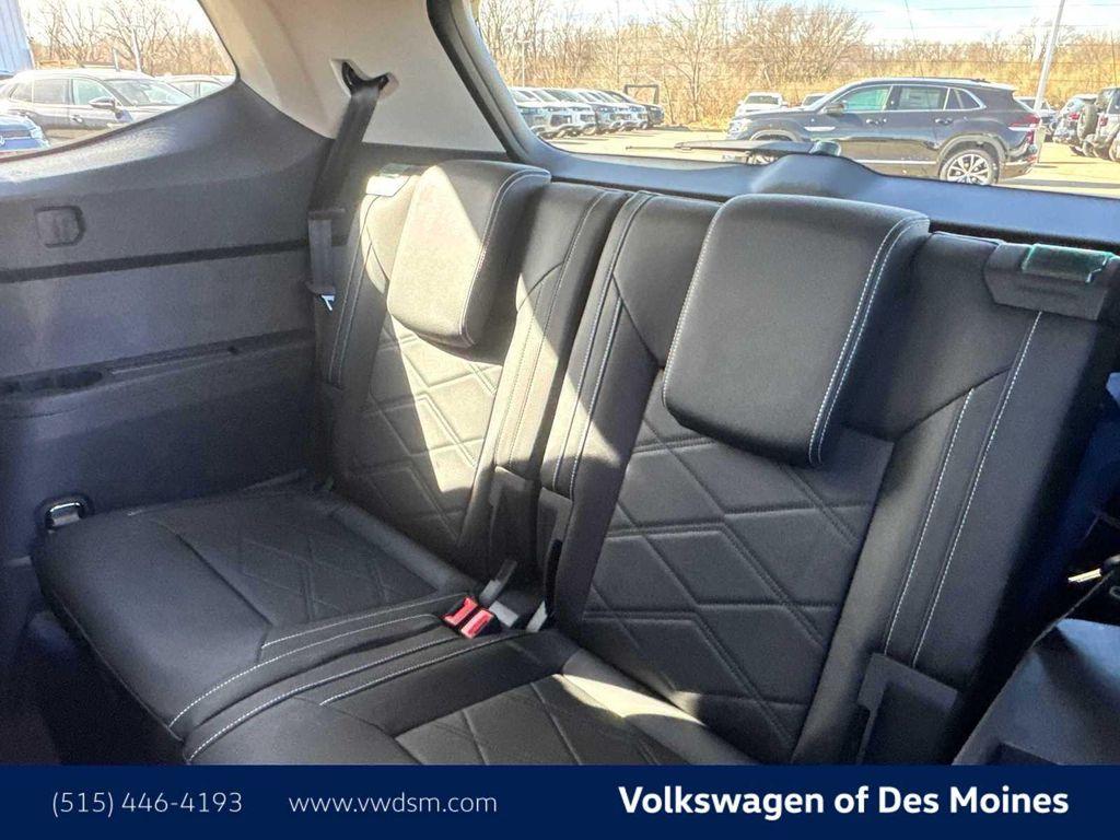 new 2026 Volkswagen Atlas car, priced at $47,291