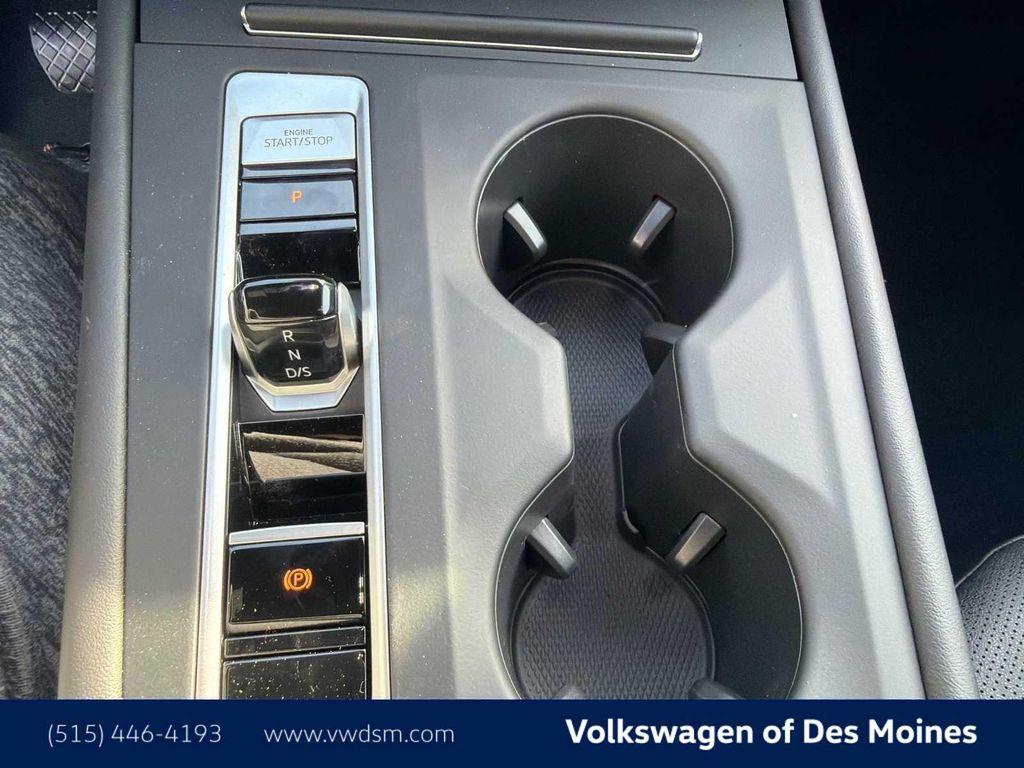 new 2026 Volkswagen Atlas Cross Sport car, priced at $38,926