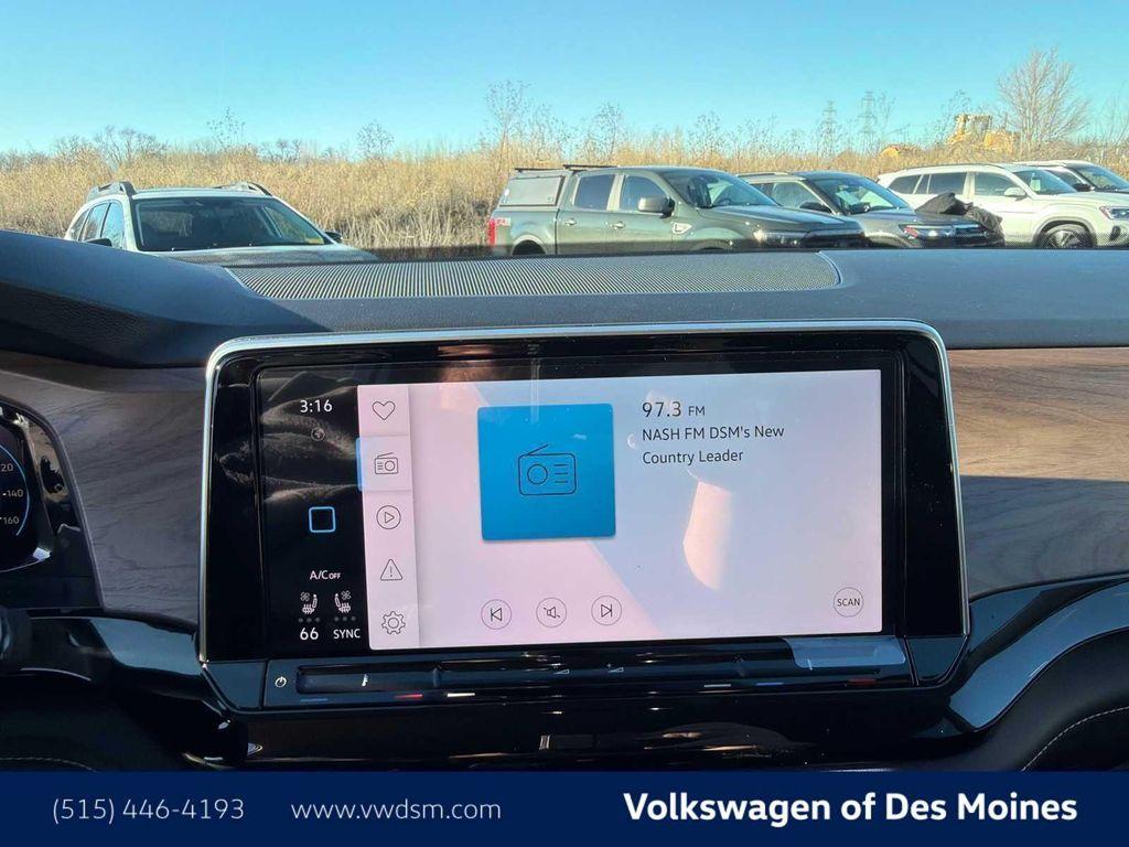 new 2026 Volkswagen Atlas car, priced at $47,136