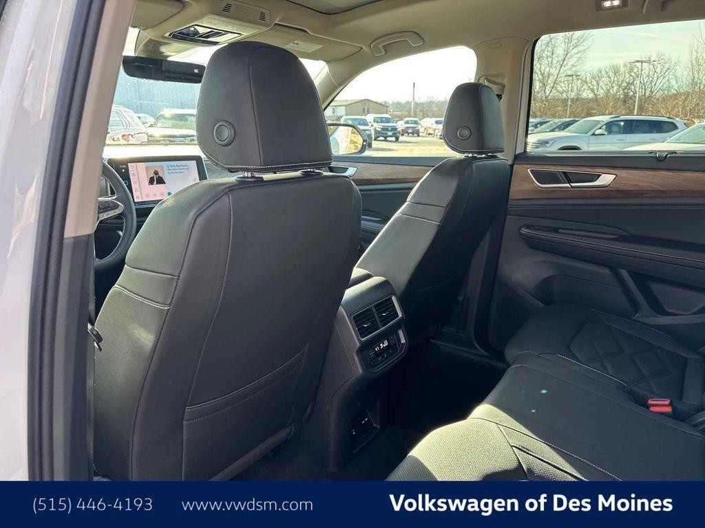 new 2026 Volkswagen Atlas car, priced at $45,941