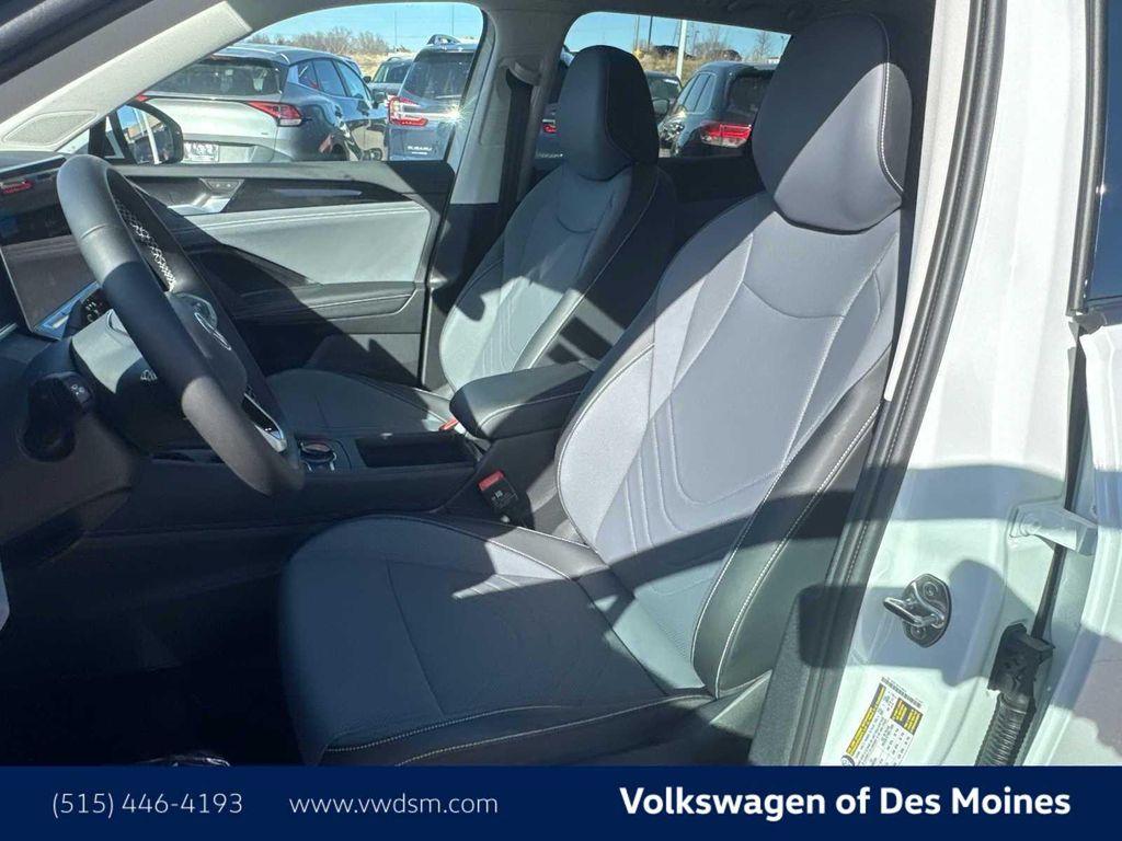 new 2026 Volkswagen Tiguan car, priced at $36,936