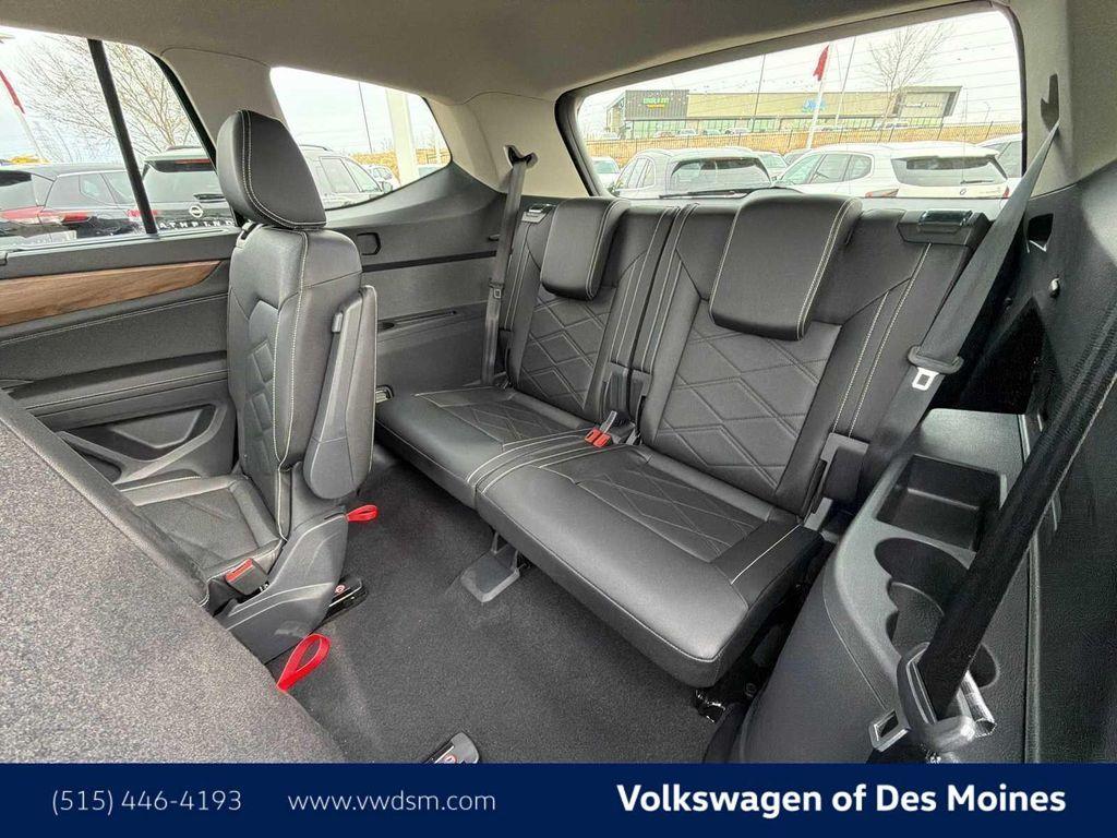 new 2026 Volkswagen Atlas car, priced at $46,926