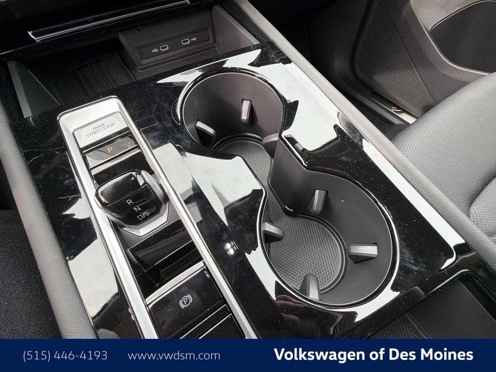 new 2026 Volkswagen Atlas car, priced at $46,926