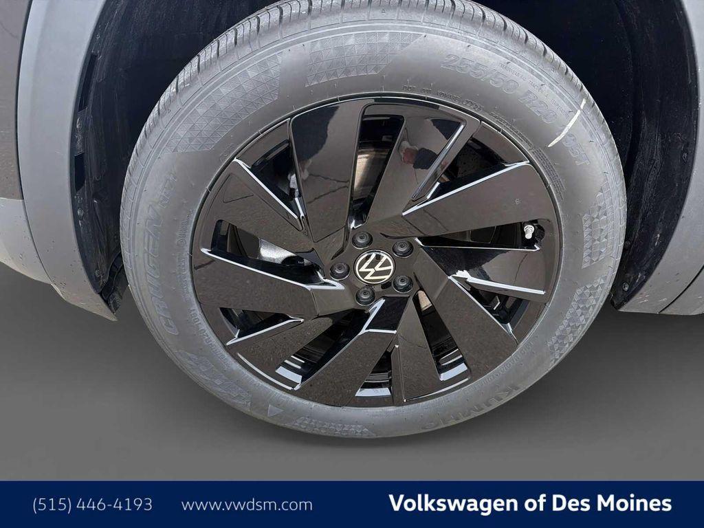 new 2026 Volkswagen Atlas car, priced at $46,926