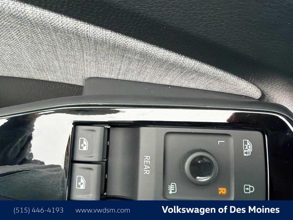 new 2026 Volkswagen ID.4 car, priced at $48,221