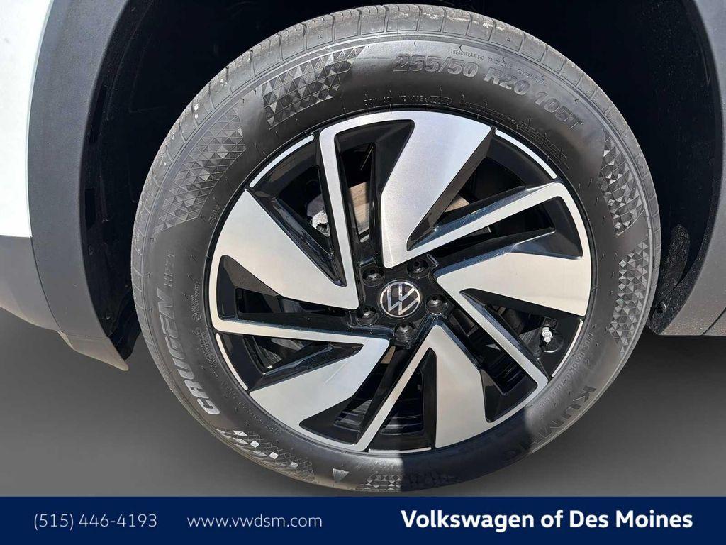 new 2026 Volkswagen Atlas car, priced at $47,986