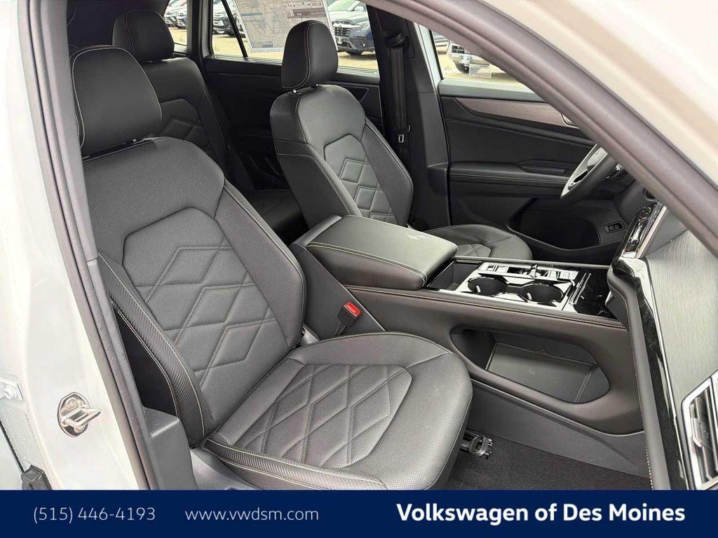 new 2026 Volkswagen Atlas Cross Sport car, priced at $44,651