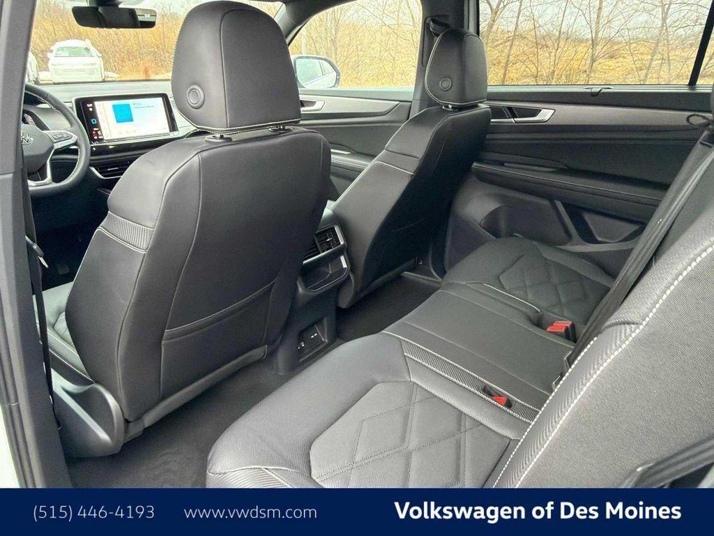 new 2026 Volkswagen Atlas Cross Sport car, priced at $44,651