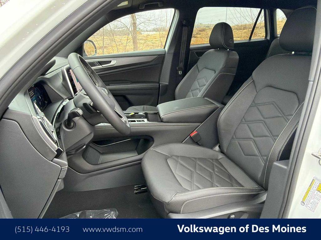 new 2026 Volkswagen Atlas Cross Sport car, priced at $44,651