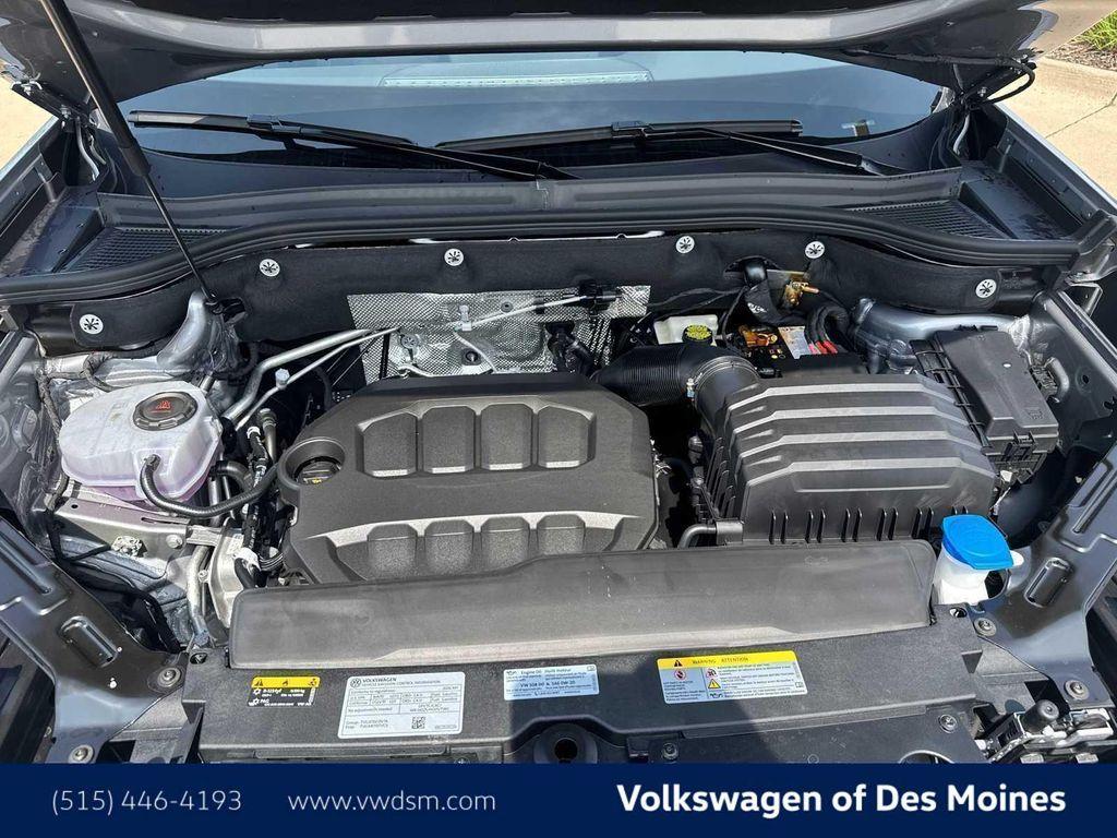 new 2026 Volkswagen Atlas Cross Sport car, priced at $43,999