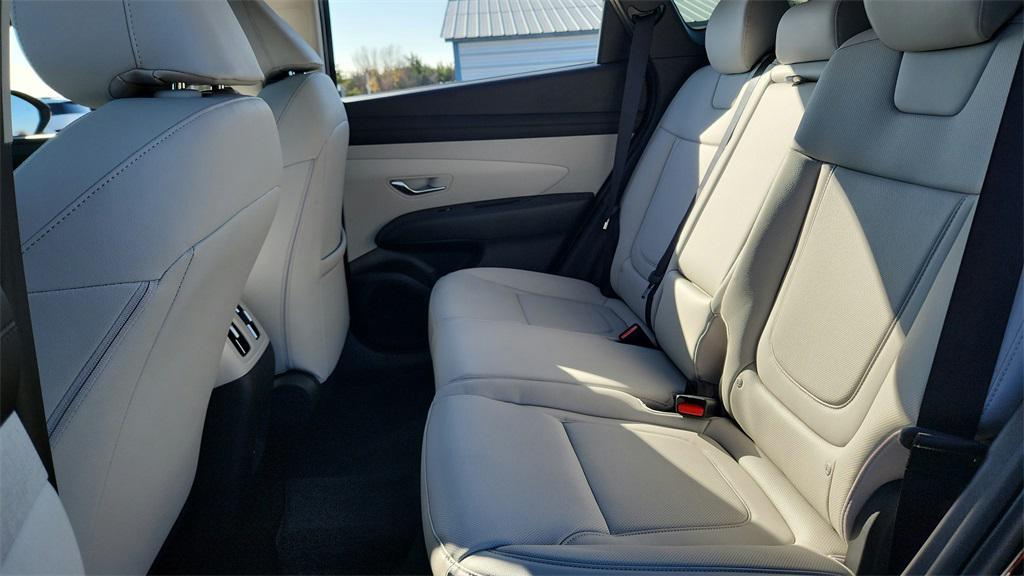 new 2025 Hyundai Tucson car, priced at $32,998