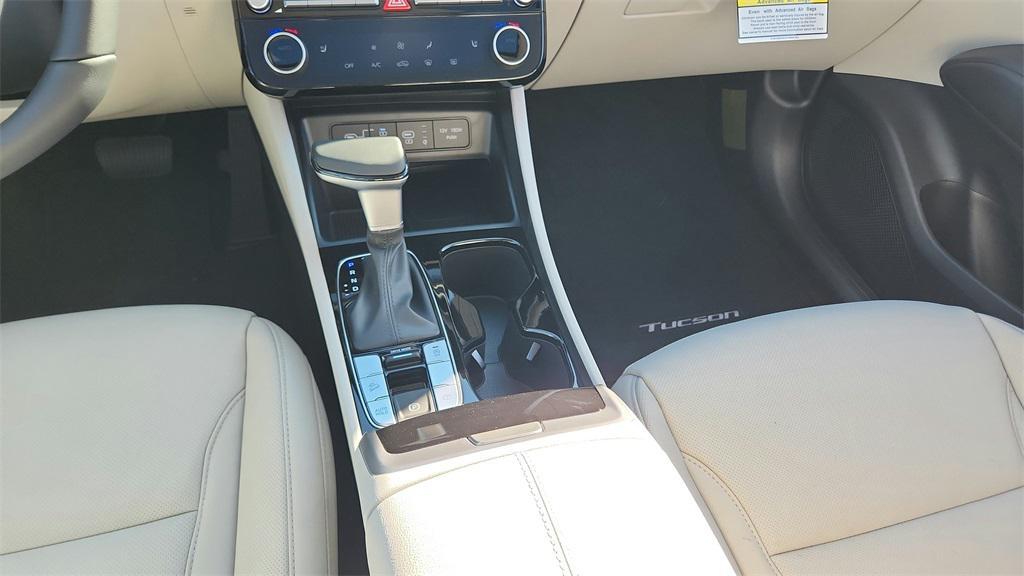 new 2025 Hyundai Tucson car, priced at $32,998