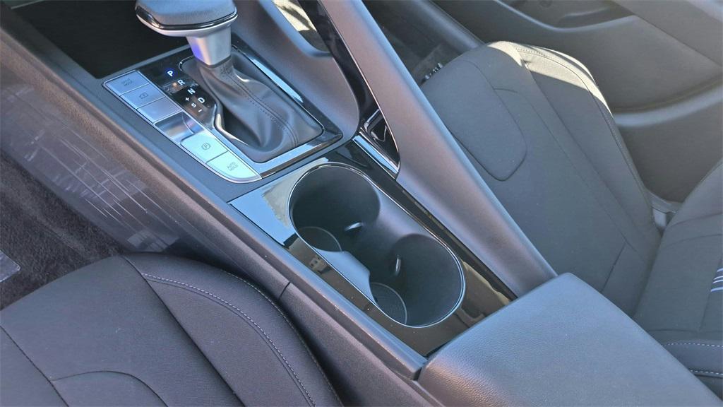 new 2026 Hyundai ELANTRA HEV car, priced at $26,640