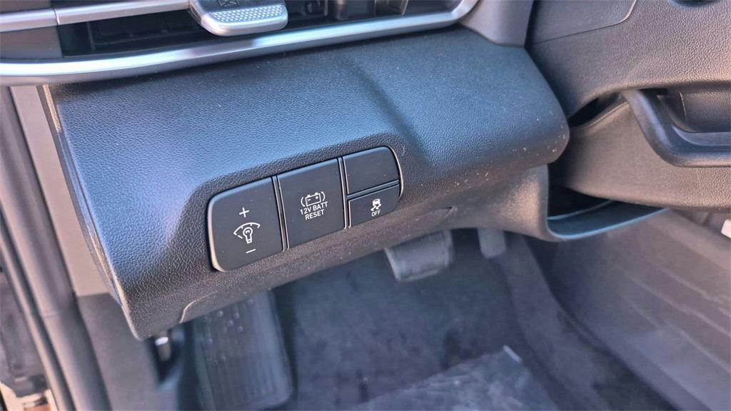 new 2026 Hyundai ELANTRA HEV car, priced at $26,640