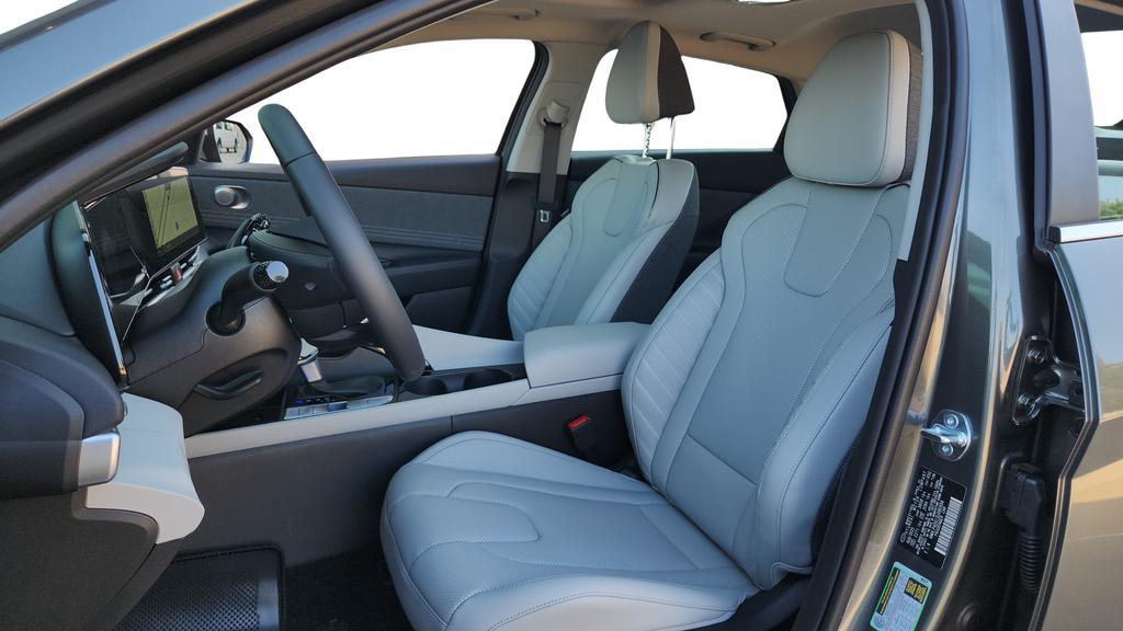 new 2025 Hyundai Elantra car, priced at $25,669