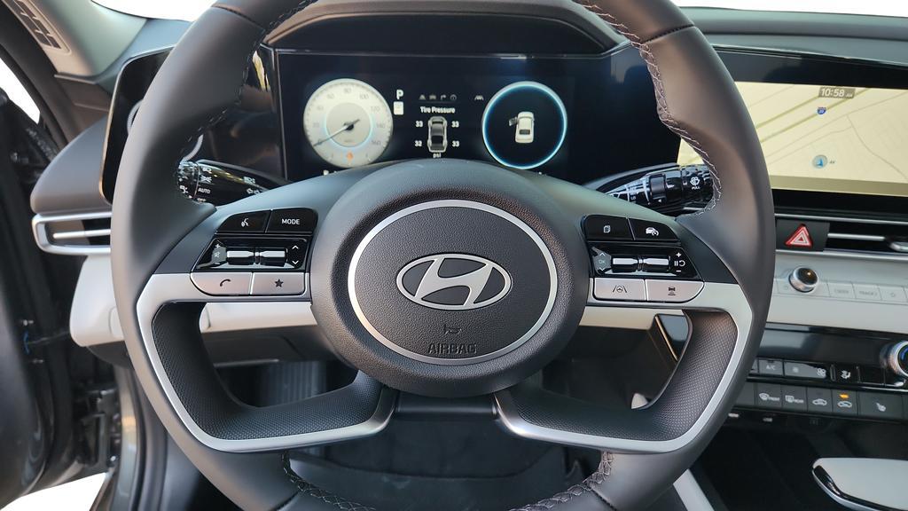 new 2025 Hyundai Elantra car, priced at $25,669