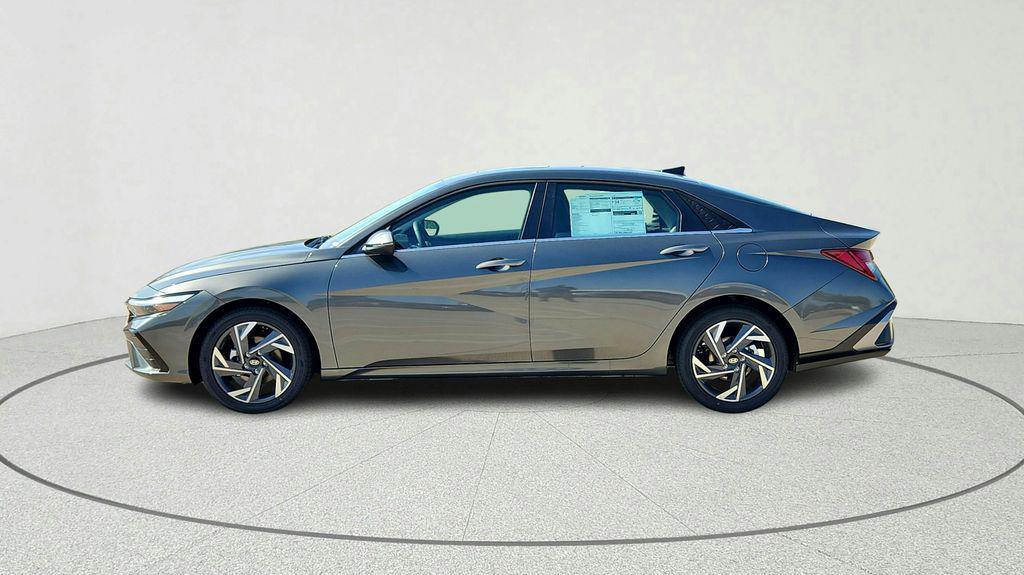 new 2025 Hyundai Elantra car, priced at $25,669