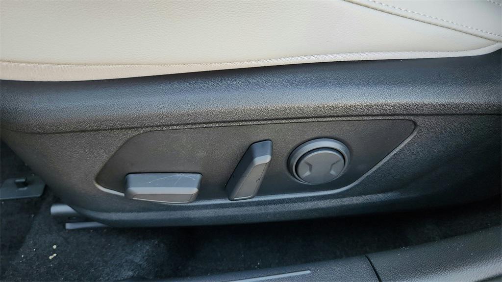 new 2025 Hyundai Elantra car, priced at $25,748