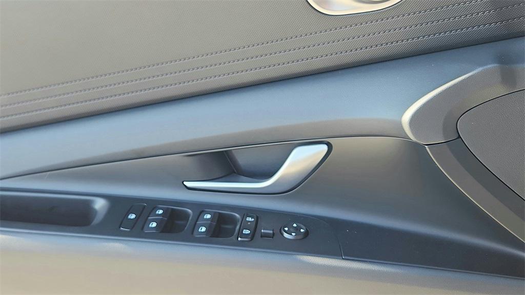 new 2026 Hyundai Elantra car, priced at $23,770