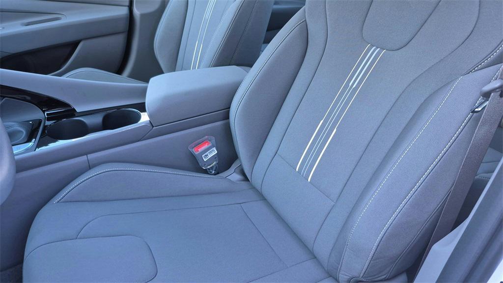 new 2026 Hyundai ELANTRA HEV car, priced at $27,150