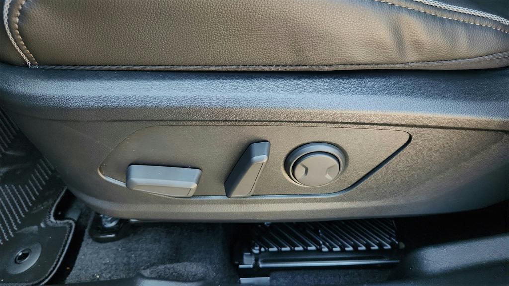 new 2026 Hyundai SANTA CRUZ car, priced at $42,999