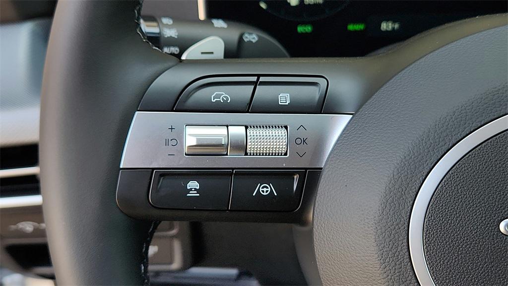 new 2025 Hyundai Sonata Hybrid car, priced at $36,498