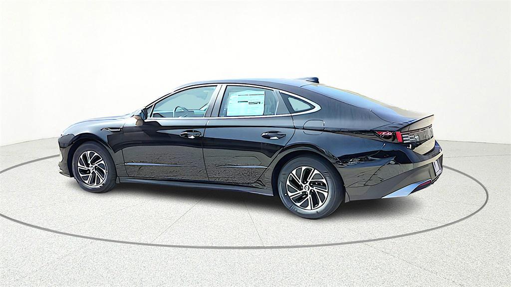 new 2026 Hyundai Sonata Hybrid car, priced at $30,188