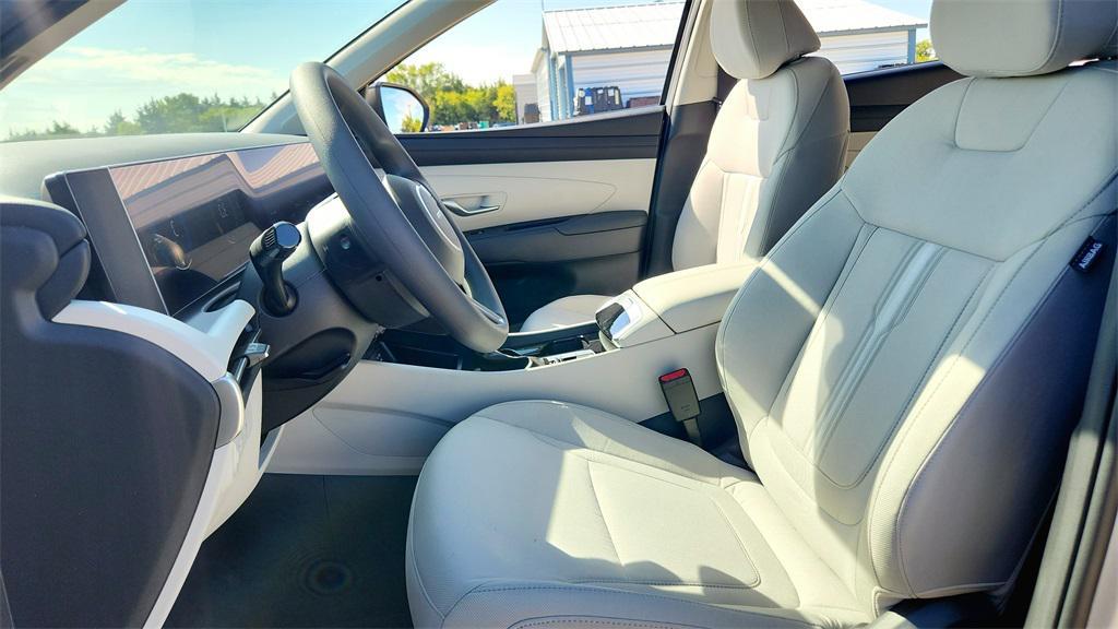 new 2026 Hyundai Tucson car, priced at $32,006
