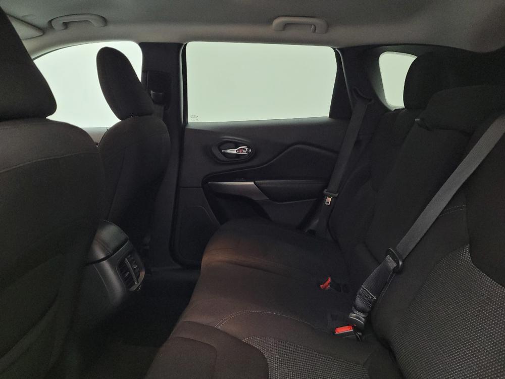 used 2021 Jeep Cherokee car, priced at $17,895