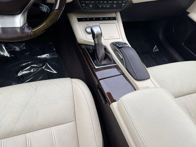 used 2017 Lexus ES 350 car, priced at $20,800