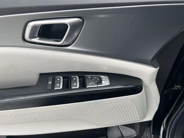 used 2022 Kia Carnival car, priced at $25,700