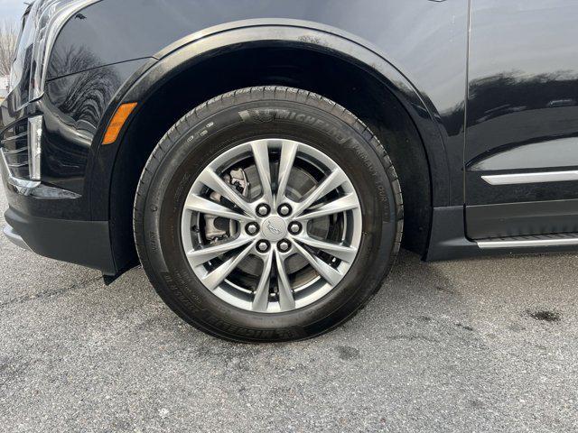 used 2022 Cadillac XT5 car, priced at $31,500