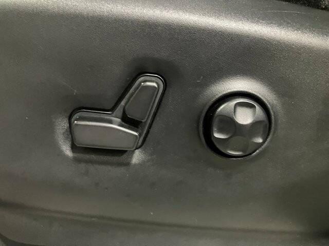 used 2023 Chrysler Pacifica car, priced at $22,493