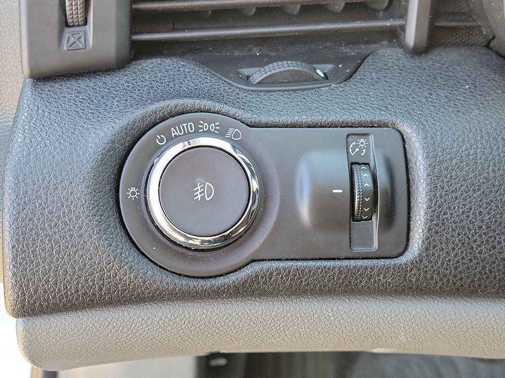 used 2014 Chevrolet Malibu car, priced at $9,949