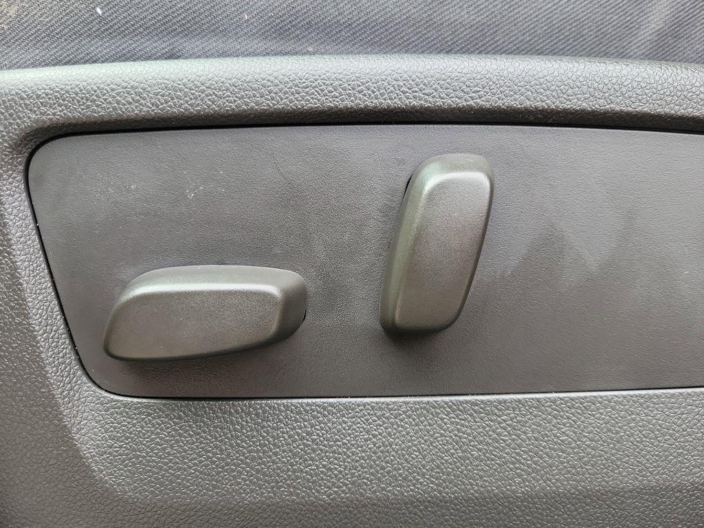 used 2023 Buick Envision car, priced at $24,999