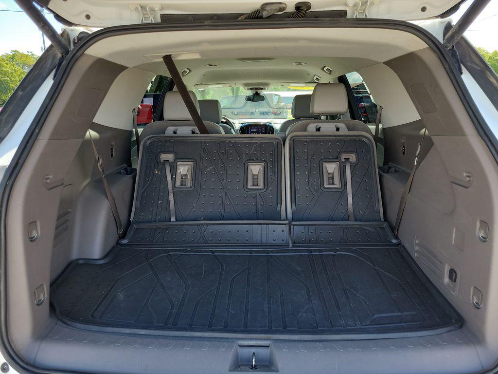 used 2020 Chevrolet Traverse car, priced at $24,999