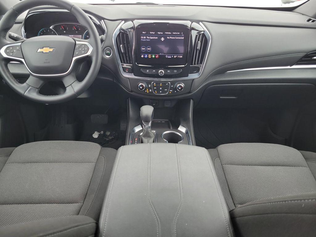 used 2023 Chevrolet Traverse car, priced at $32,999