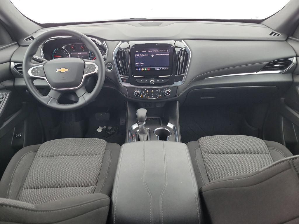 used 2023 Chevrolet Traverse car, priced at $32,999